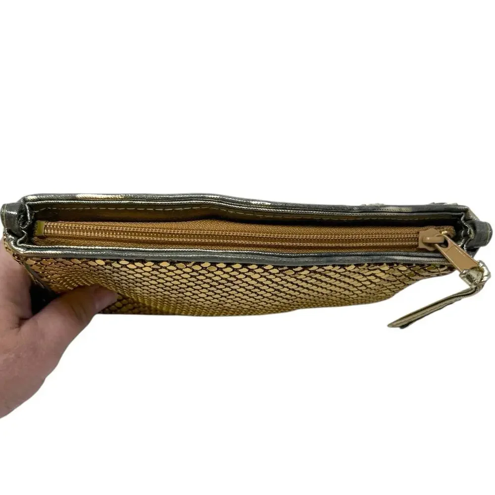 Vintage La Regale Gold Metal Chainmail Purse Evening Bag Art‎ Deco Clutch